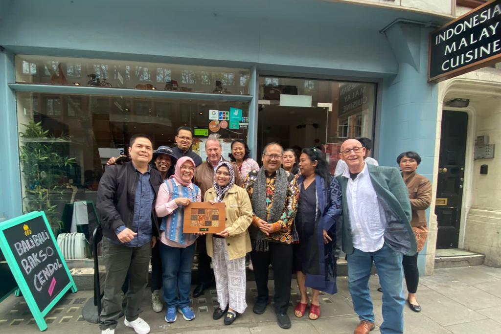 Kemenparekraf Perkuat Kapasitas Pelaku Usaha Restoran Indonesia di Inggris dan Belanda
