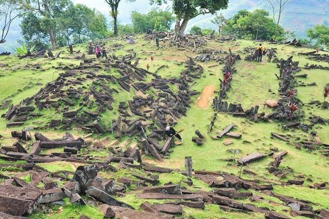 Menggemparkan! Inilah Tanggapan Para Reaktor Alam Kuno Terkait Situs Gunung Padang yang Dianggap di Timbun!