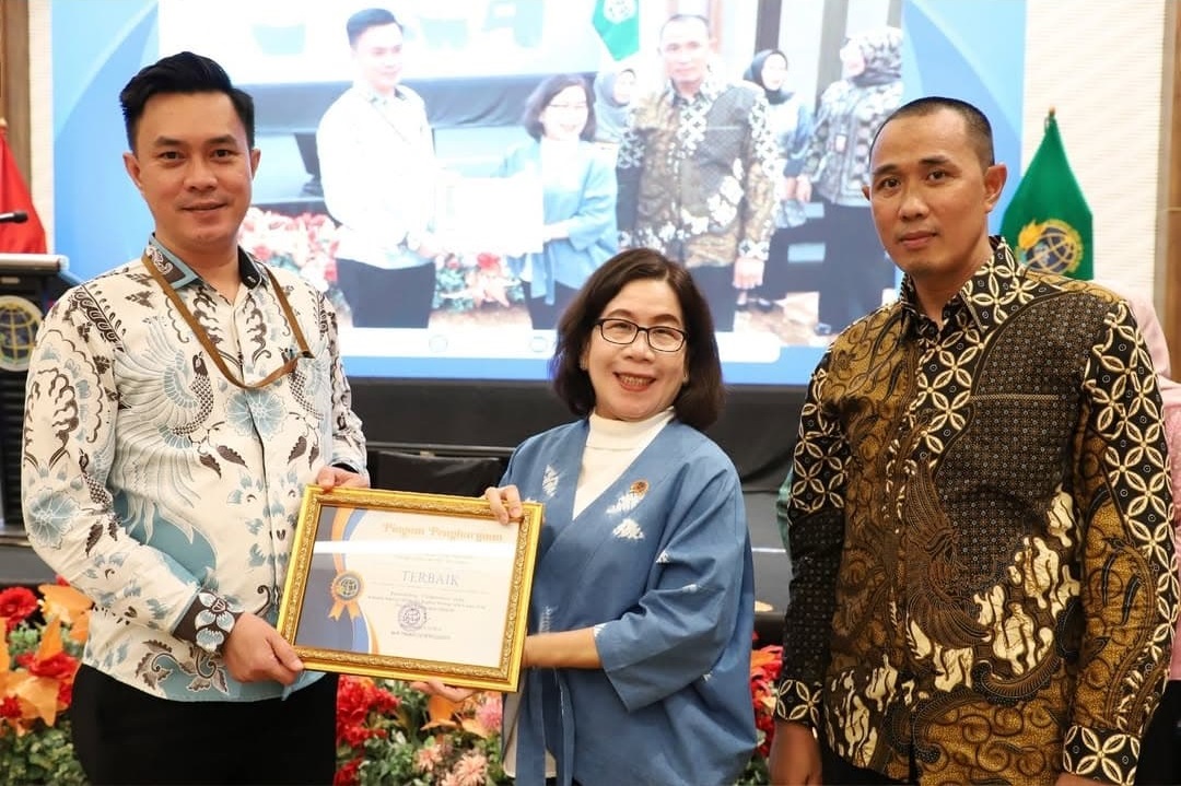 Kantor Pertanahan Kota Pagar Alam Menerima Penghargaan Capaian PBT PTSL Terintegrasi Terbaik Se-Sumatera Selat