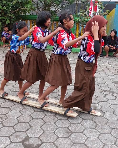 Membuka Tabir 7 Misteri Mainan Tradisional Lampung, Salahsatunya Terompah Tertutup