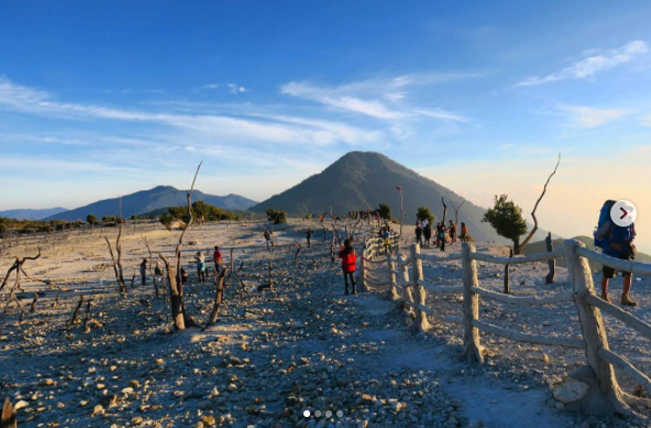 4 Misteri Kuno Gunung Papandayan, Dijamin Merinding Kalo Kesini!