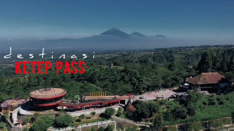 Lima Gunung di Destinasi Ketep Pass, Ke  Magelang Mampir Kesini Ya