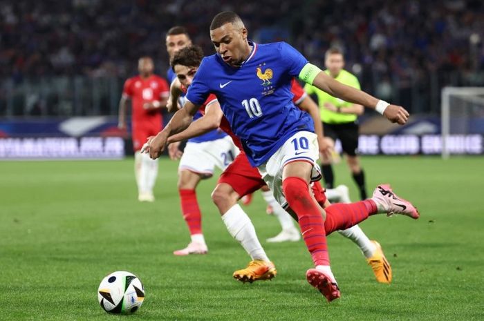 Mbappe Ciptakan Banyak Sejarah, Sang Pelatih Minta Ini!