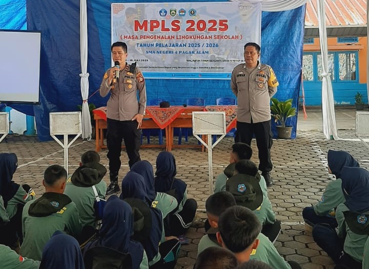 Jadi Narsum MPLS di SMAN 4 Pagar Alam, IPDA Andi Wijaya Berikan Pesan Ini Kepada Pelajar