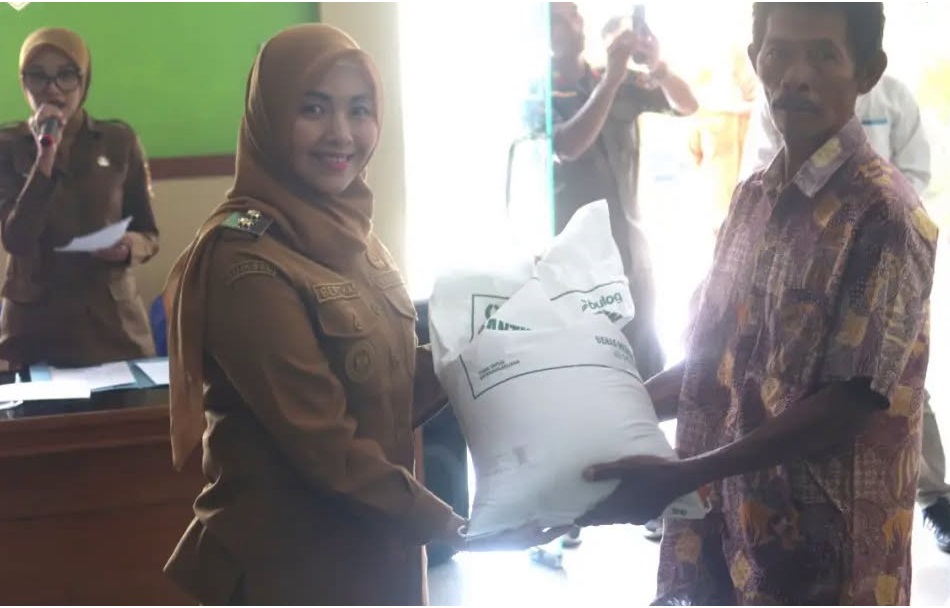 Pemkot Pagar Alam Salurkan 513,45 Ton Beras CPP untuk 17.115 PBP