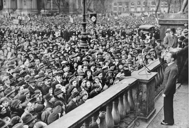 Perang Dunia II: Pembalasan Gambar Cabul terhadap Propaganda Joseph Goebbels