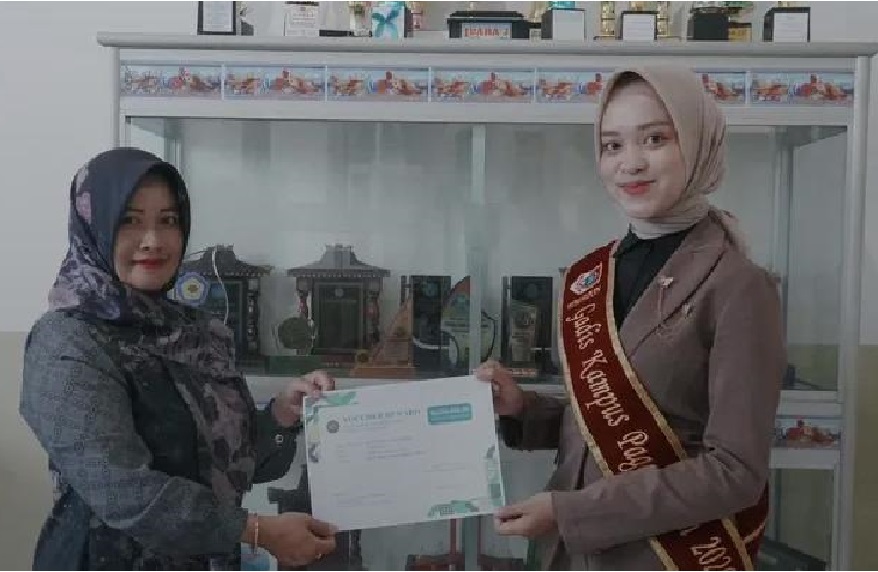 Beri Apresiasi Mahasiswa Berprestasi, Dorong Generasi Muda Terus Berkarya