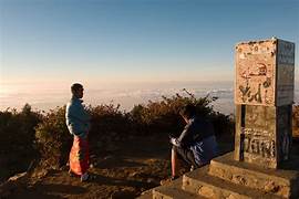 Merasa Terdesak Dikejar Adipati Cepu dan Pasukannya, Prabu Brawijaya Ucapkan Sumpah Ini di Puncak Gunung Lawu