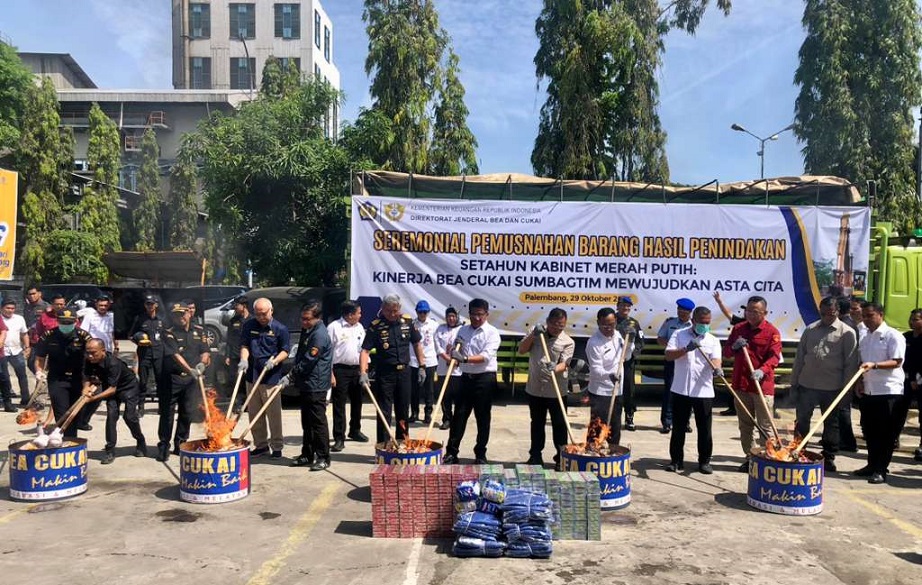 Bea Cukai Sumbagtim Musnahkan Barang Ilegal Rp19,32 Miliar
