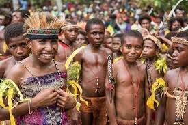 Melintas Peradaban, Eksplorasi Tradisi dan Warisan Suku Asli Papua