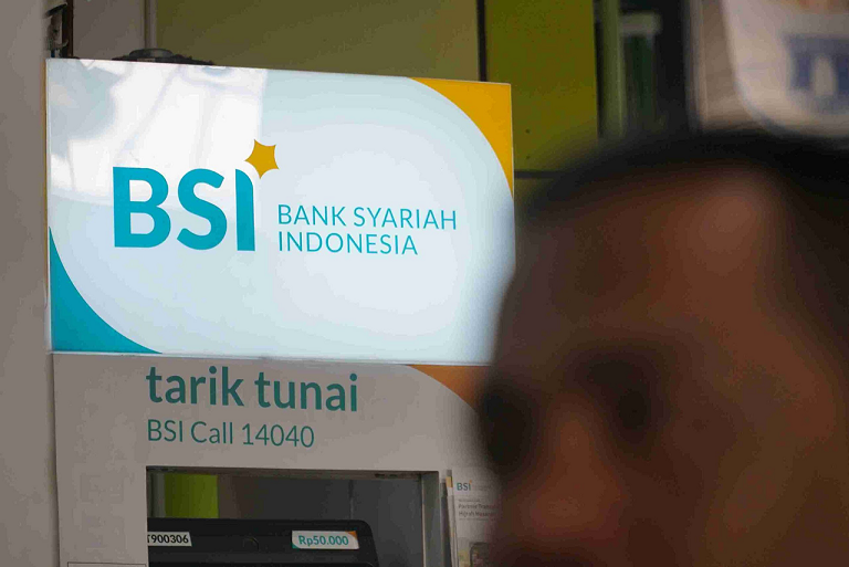BSI: Rahasia Sukses Bank Syariah Terbesar! Bebas Riba, Untung Berlipat, dan Dukung Industri Halal!