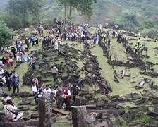 Meskipun Banjir Penemuan, Namun Misteri Gunung Padang Belum Juga Terpecahkan! Ini Dia Temuannya