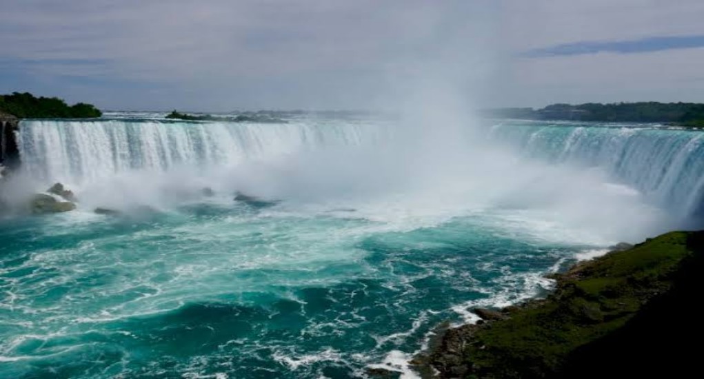 Harus Banget Kesini! Inilah Fakta Menarik Air Terjun Niagara yang Miliki Keindahan yang Menakjubkan 