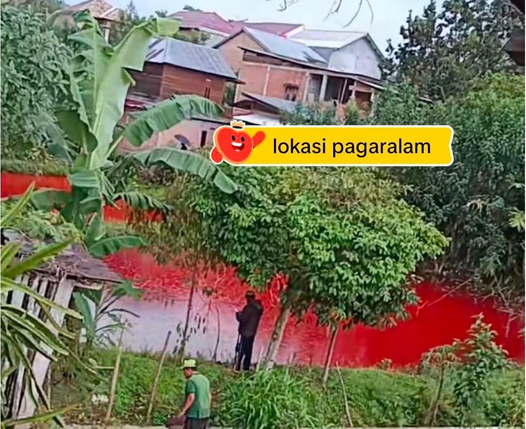 Viral di Jagad Maya, Kolam Merah di Pagar Alam