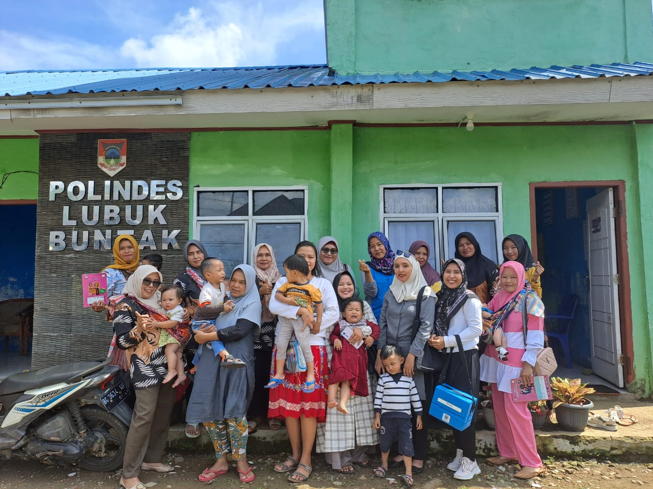 Masyarakat Lubuk Buntak Pagaralam Aktif Dukung Posyandu untuk Kesehatan Keluarga