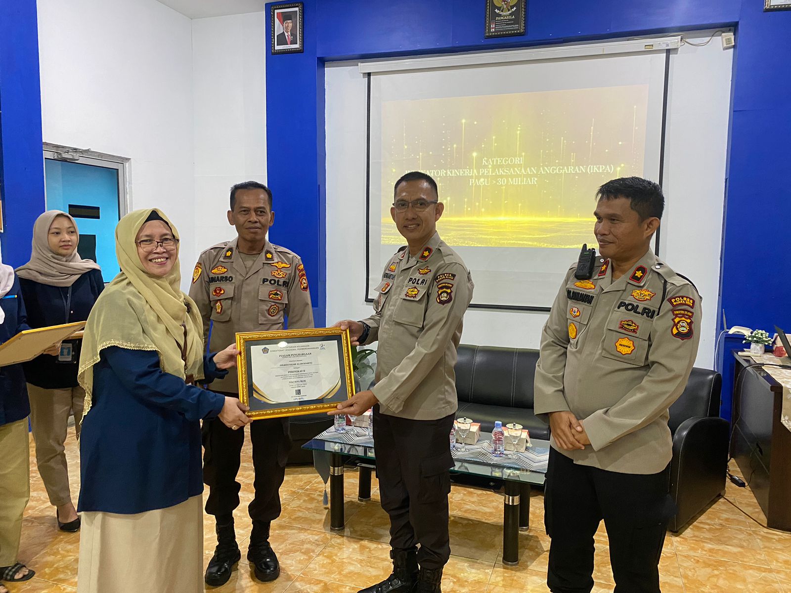 Polres Pagar Alam Terima Penghargaan Juara II IKPA dari KPPN 