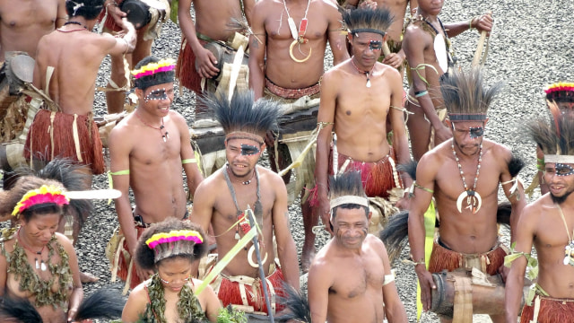 ALAMAK! Beragam Suku Indonesia Ini yang Miliki Ritual Gak Lazim