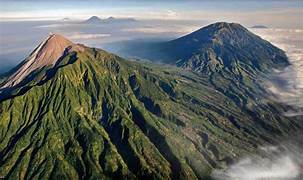 Ternyata Ini Legenda di Gunung Slamet yang Sangat Menawan, Simak Selengkapnya Disini!