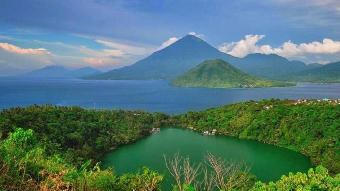 Menguak Asal Usul Nama dan Kisah Mistis Gunung Tiga Lalu