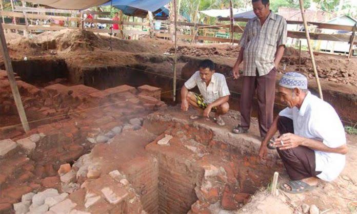 Misteri Candi Negeri Baru di Kalbar, Konon Ada Kaitan Dengan Keturunan Raja Majapahit?