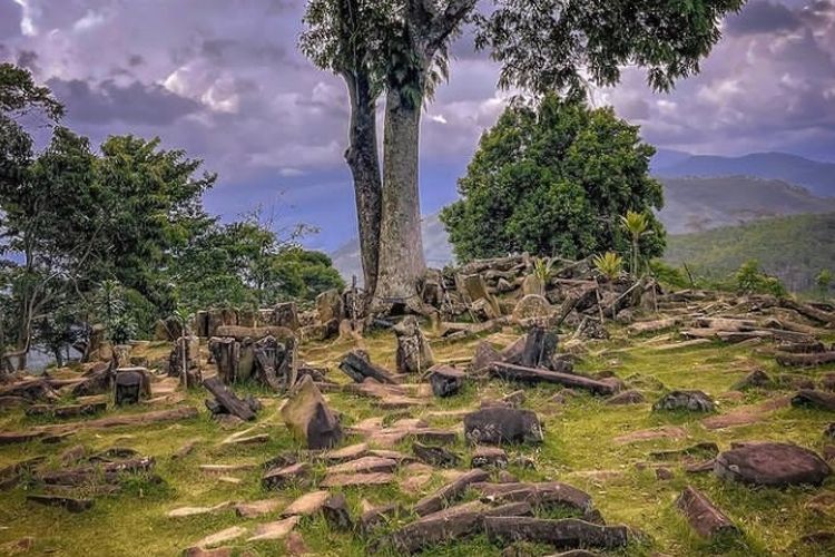 Bikin Penasaran! Yuk Cari Tau 3 Fakta Menarik Tentang Gunung Padang Disini