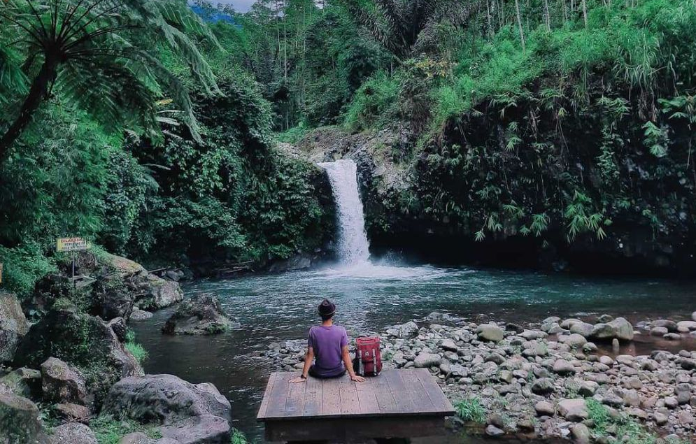 Menikmati Keindahan Curug Bayan di Lereng Gunung Slamet, Cocok Buat Healing