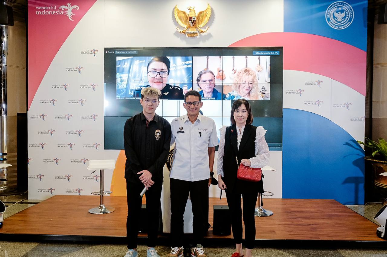 Menparekraf Apresiasi Penciptaan ASEAN Para Sports Anthem The Greatest Love of APSF