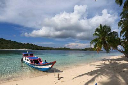 Liburan di Kepulauan Mentawai? Ini 4 Rekomendasi Tempat Keren yang Bisa Kamu Kunjungi