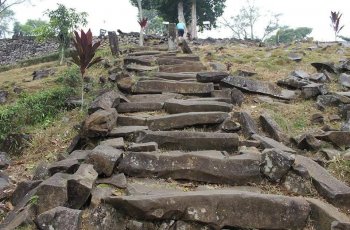 Jadi Aset Tak Ternilai, Situs Megalit Gunung Padang Curi Perhatian Para Peneliti Dunia 