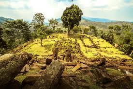  Gunung Padang, Keajaiban Arkeologi yang Menarik Perhatian Dunia, Simak Yuk, Nitizen Apa Benar?