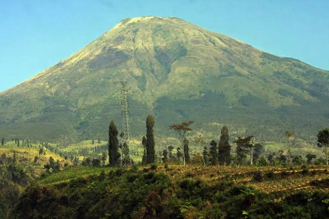 Mistis di Gunung Sindoro, Jangan Kaget Kalau Berjumpa Bidadari