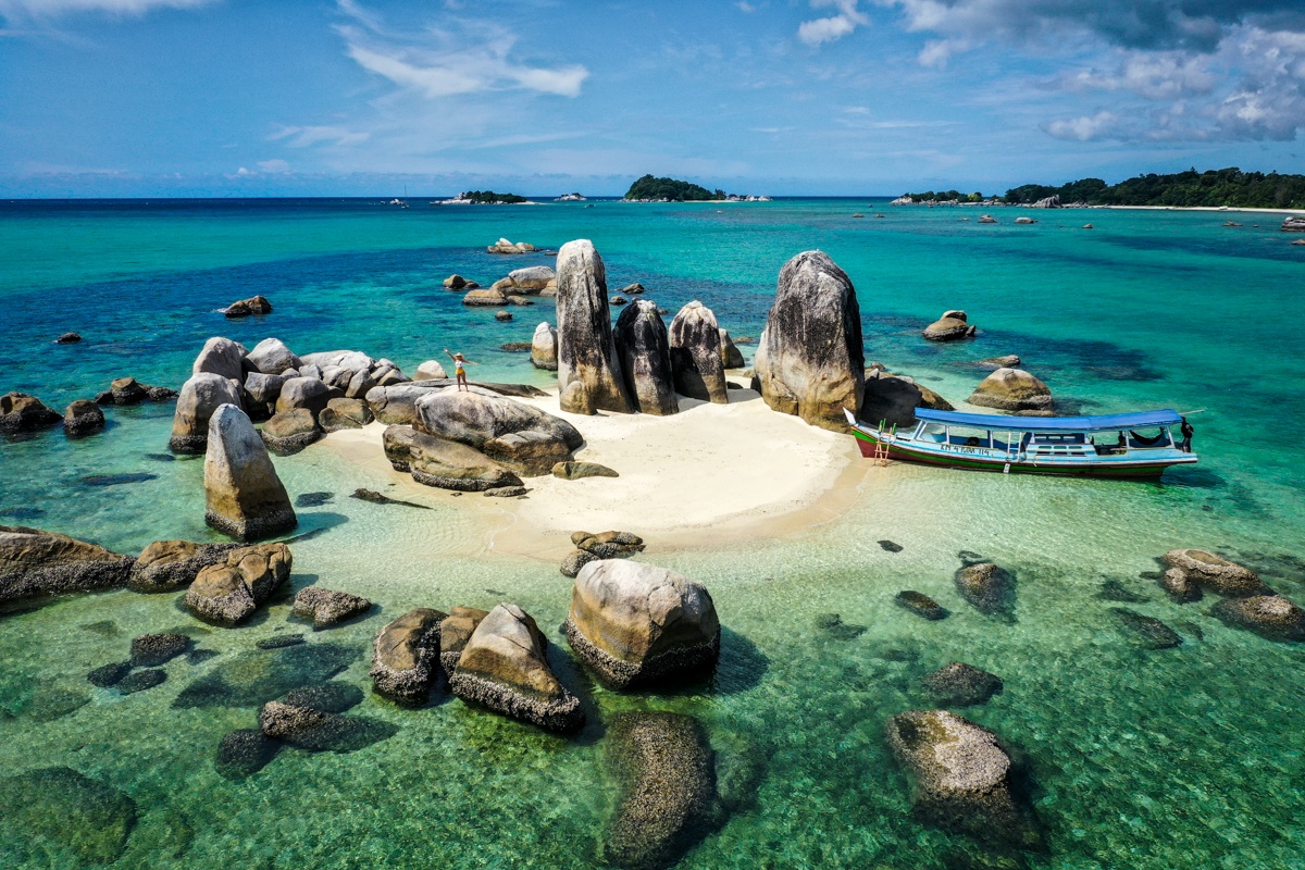 7 Panorama Indah Pulau Bangka Belitung yang Wajib Banget Kamu Kunjungi 