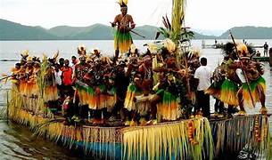 Bikin Ngeri! Ternyata Ini Lho 5 Suku di Papua Ini Paling Ditakuti Orang