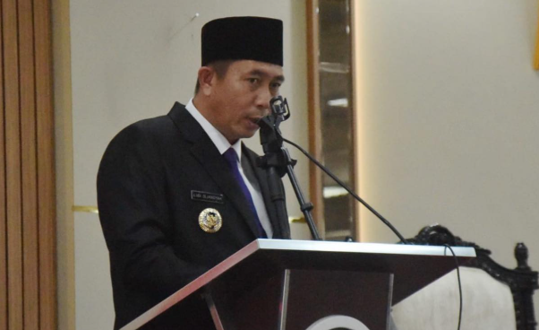 Wako Terima Saran Masukan Fraksi Terhadap Raperda Pagar Alam