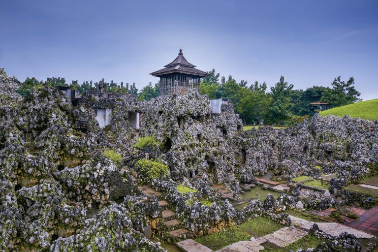 5 Refrensi Destinasi Wisata Cantik dan Pupuler di Jawa Barat 