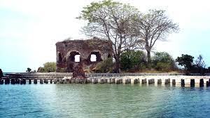 Wisata Misterius Namun Indah Di Pulau Onrust Kepulauan Seribu, Ada Hal Uniknya Disini! 