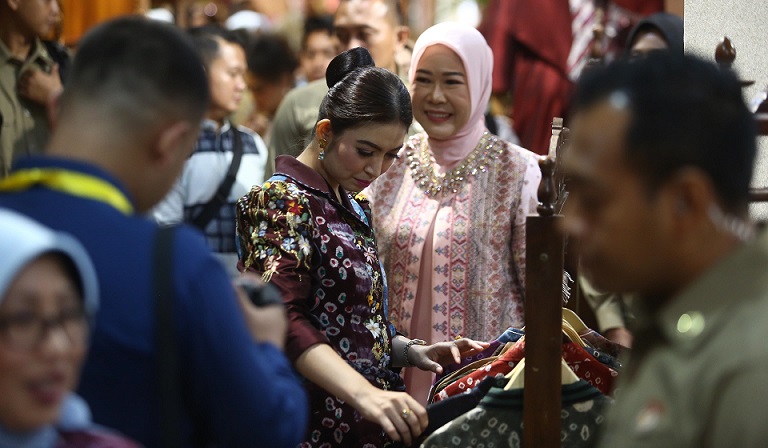 Istri Wapres Gibran Apresiasi Produk Lokal Sumsel