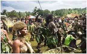 Warisan Budaya Aneh, Ini Tradisi Ritual 5 Suku Indonesia Yang Tak Masuk Akal, Berikut Selengkapnya!