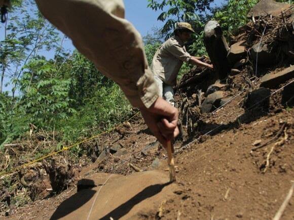 Ditawar 12 Triliun! Apa Sih Daya Tarik Gunung Padang ini Sampai Para Arkeolog Tertarik dengan Gunung padang