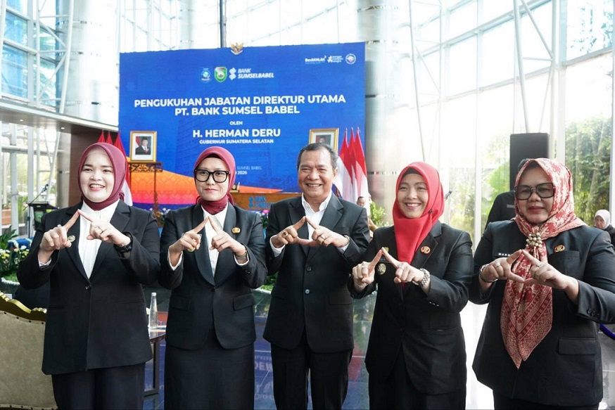 Plt Walikota Pagar Alam Hadiri Pelantikan Dirut Baru Bank SumselBabel