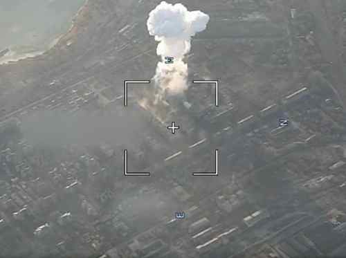 Perdananya Gunakan Bom Udara, Bom ODAB Bernibot 1,5 Ton Jatuh ke Basis Pasukan Ukraina