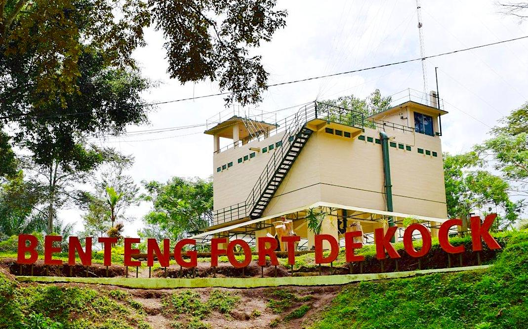 Benteng Fort De Kock, Sejarah dan Pesona Wisata di Bukittinggi Sumatera Barat yang Mempesona