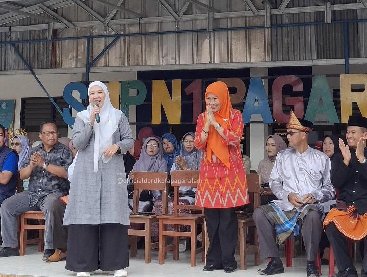 Momen Hardiknas, Ketua DPRD Kunker ke SMP Negeri 1 Pagar Alam