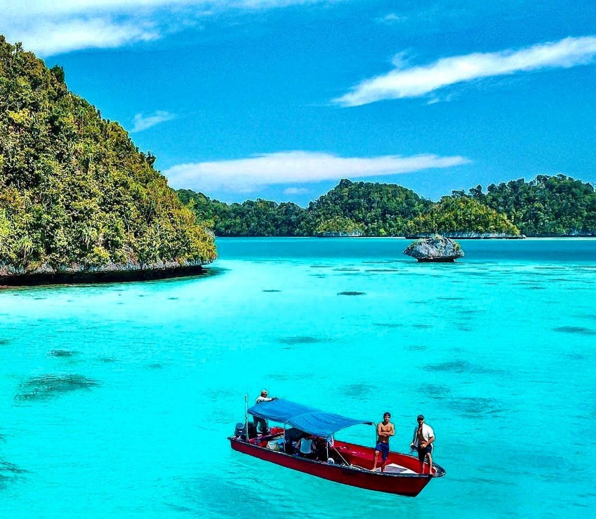 Indahnya Pesona Pulau Cendrawasih, Mengulas 9 Fakta Tentang Papua Barat