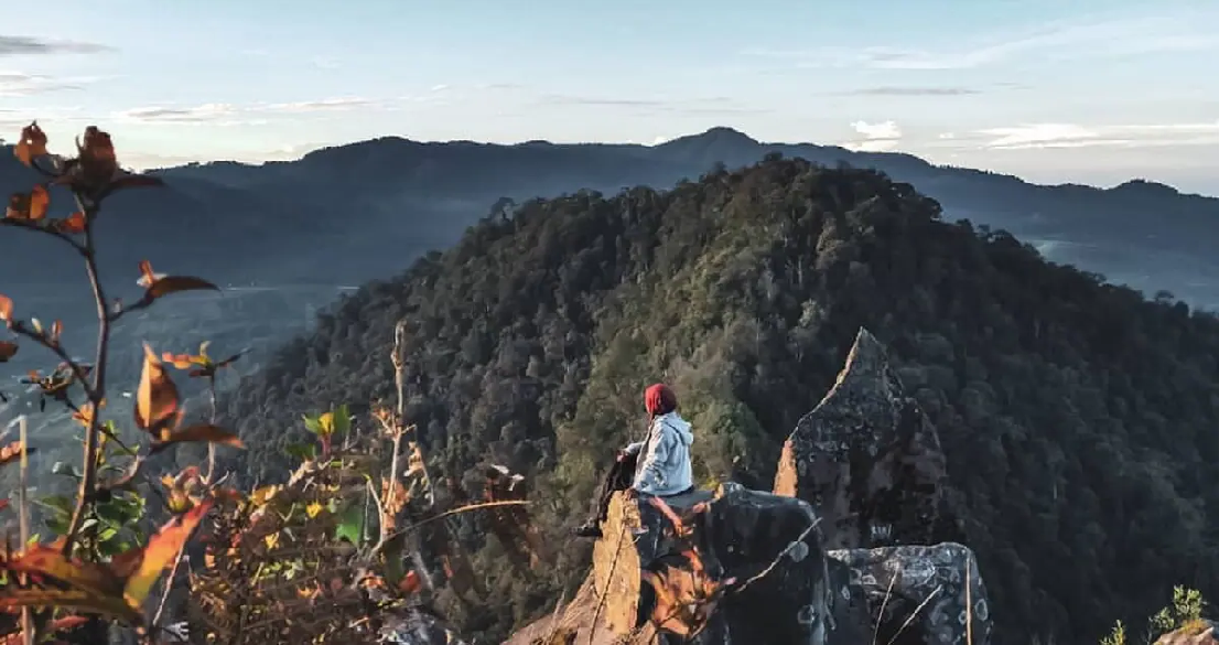 Menelusuri Sejarah dan Mitos Gunung Bedil: Antara Peperangan dan Keberadaan Makhluk Halus