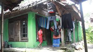 Kampung Janda, Rentang Usia 25-50 Tahun di Desa Ciburayut, Mau?