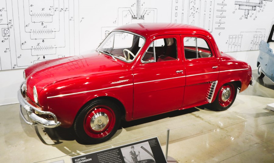 Henney Kilowatt, Mobil Listrik Produksi Massal Pertama di Dunia Gagal Populer Akibat Batre Mahal