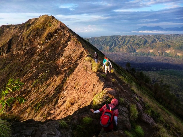 Jejak Cincin Api, Inilah Fakta Seputar Gunung Batur, Gunung Terpendek di Indonesia
