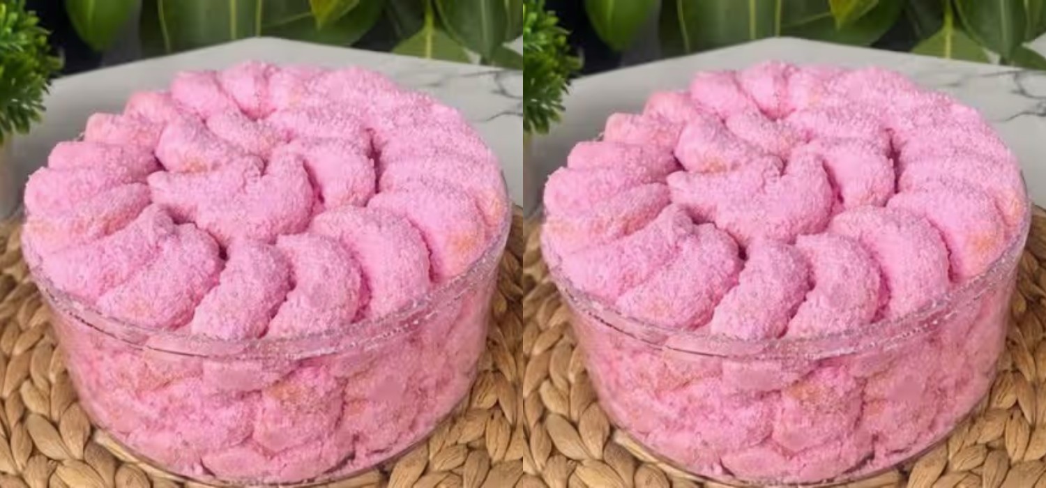 Putri Salju Stroberi, Resep Kue Cantik yang Membuat Momen Spesial Lebih Manis