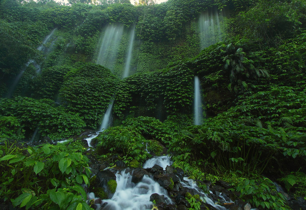 Keajaiban Air Terjun Benang Kelambu, Sumber Air dari 200 Tahun Lalu